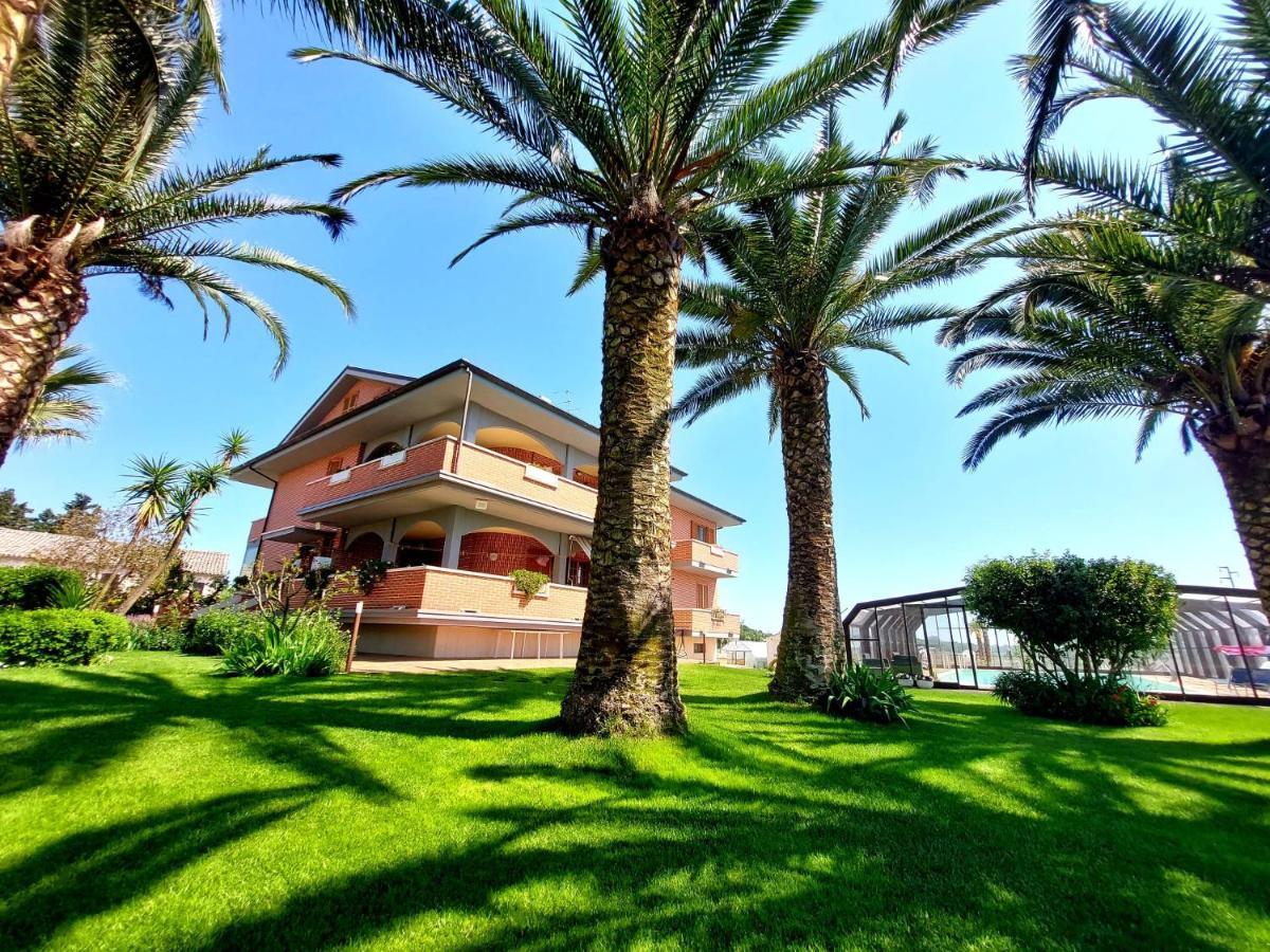 B&B Sotto Le Palme Molino Ciccolini Dış mekan fotoğraf